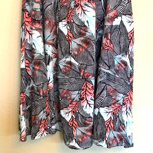 Roxy Flowy beach sun dress - Picture 4 of 6